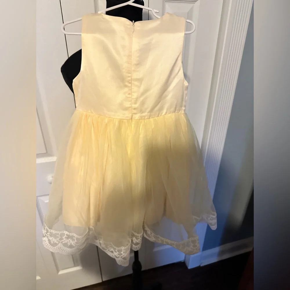 New w/o tags Toddler Formal Dress - Picture 2 of 4